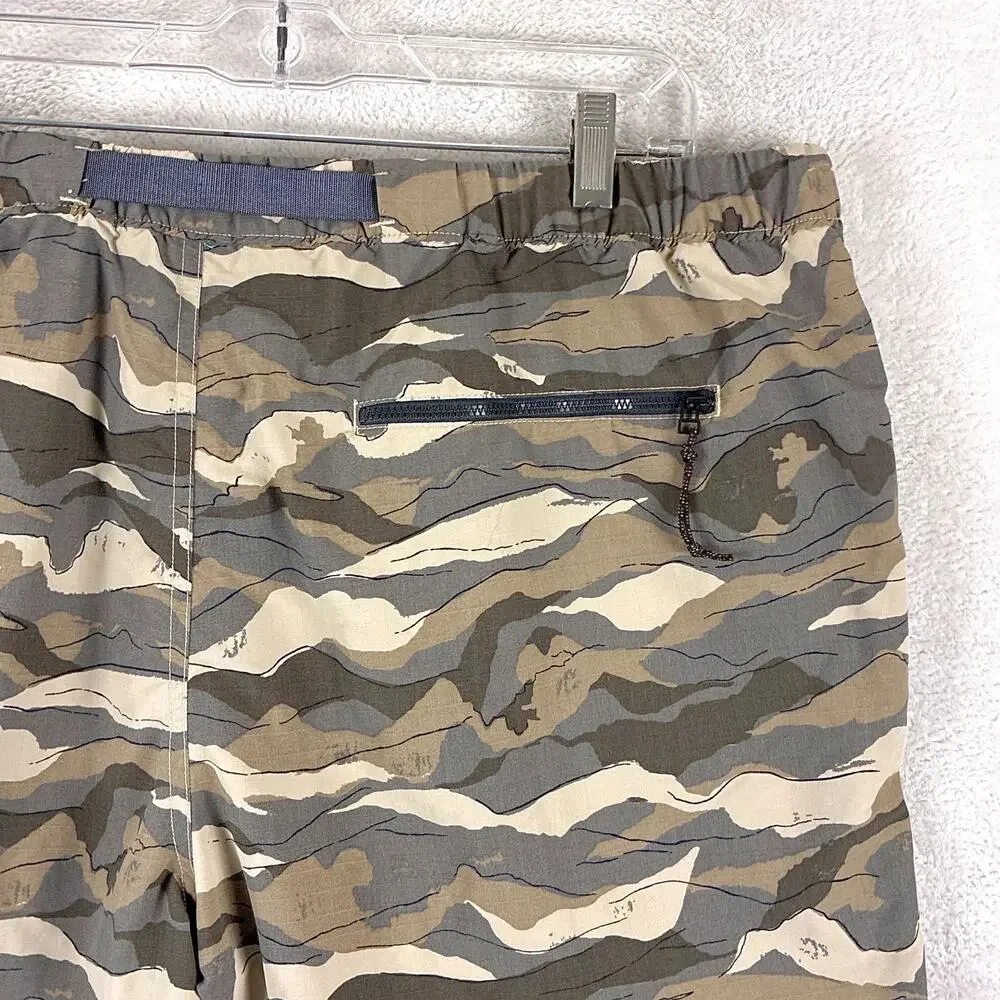 Rei Shorts Mens XL Camo Ripstop Trailmade Amphib Belted Nylon Trekking Climbing